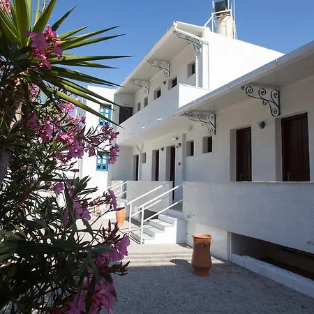 Nefeli Hotel Myrties