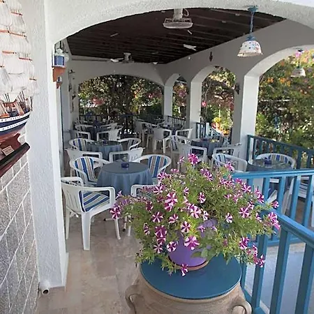Hotel Nefeli 2*